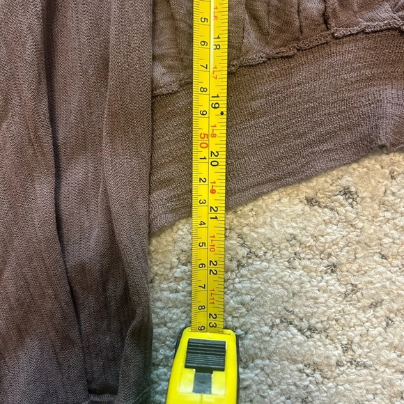 Moth Chicago (MOTH Anthropologie) wrap shirt with detail  and wrinkle effect M - Picture 5 of 8